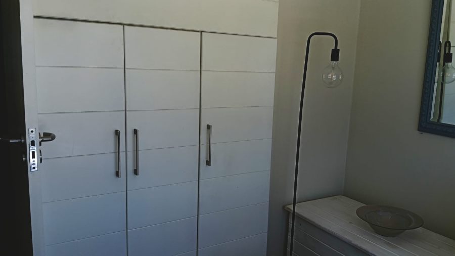 To Let 2 Bedroom Property for Rent in Westcliff Western Cape